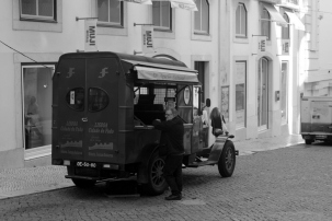 Lisbona, Fado ambulante. Maggio 2016